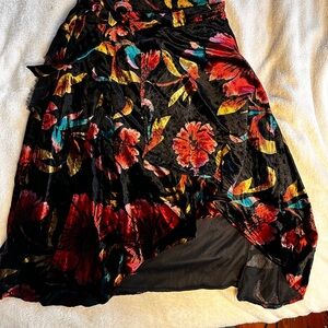 Eva Franco Asymmetrical Floral Velvet Skirt - Red and Yellow